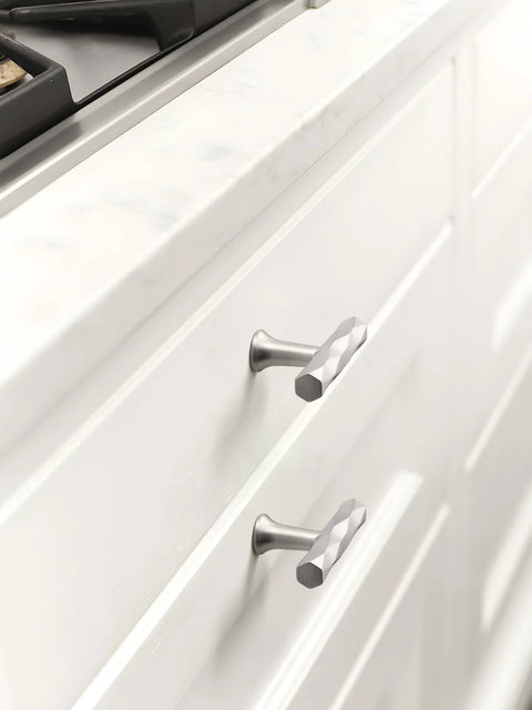 Brushed Nickel Cabinet Knobs 10 Pack Hammered Silver Handles For Kitchen Cabinets Drawers Cupboards And Vanities Rhombus Shape