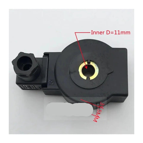 Top Drawer Hm3 Solenoid Valve Coil Built Tough For Commercial Refrigeration And Walk In Cold Storage Freezers 12V 24V DC Slick Black Housing Plug And Play Job Site