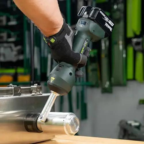 11 Ton Battery Hydraulic Knockout Punch Kit With Slugbuster for half inch to two inch conduits in use, ergonomic design. 