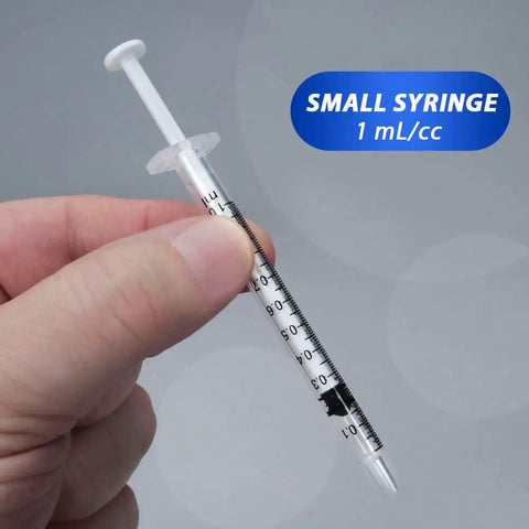 20 Pack 1ml Syringes With Cap For Liquid 1cc Plastic Small Syringes With Covers Non Sterile No Needle Great For Medical Dosing Lab Crafts Diy Projects, small 1 ml plastic syringe with cap held by hand