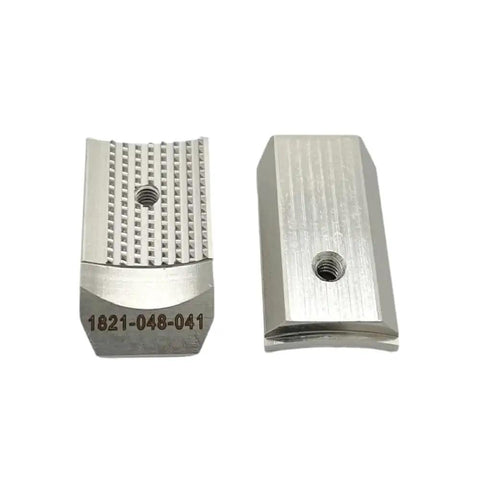 BXT4-19 Tooth Plate Gripper Spare Part 1821.048.041 For Battery Powered Plastic Strapping Tool Wrapping Machine Replacement Durable High Quality Part For Easy Install Plug And Play Compatibility And Reliable Strapping Performance. Metal gripper tooth plate, front and back view, with screw hole
