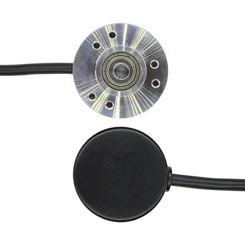 600 PPR Rotary Encoder AB Two Phase Incremental Encoder 6mm Shaft with wiring on white background