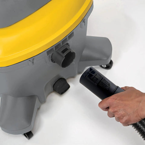 Connecting hose to Heavy Duty Contractor Wet Dry Vacuum 12 Gallon 6 Peak HP With Pull Handle For Big Job Sites Cleans Dry And Wet
