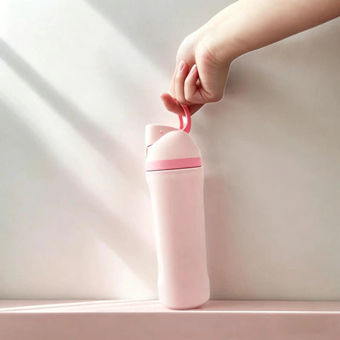 Insulated Stainless Steel Water Bottle With Built-In Straw, Leak-Proof Seal, BPA-Free, Perfect For Sports And Travel, Pink Color