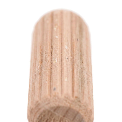 200 Piece Wooden Dowel Pins Kit With Fluted Hardwood Rods Chamfered Tips And Smooth Splinter Free Surface For Furniture And Cabinet Joint Reinforcement Built To Last For DIY Projects close-up of chamfered tip