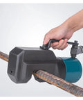 Heavy Duty Electric Steel Bar Shear For Portable Rebar Cutting Machine With 8-32mm Range Quick Cut Action No Pump Needed in use on steel bar.