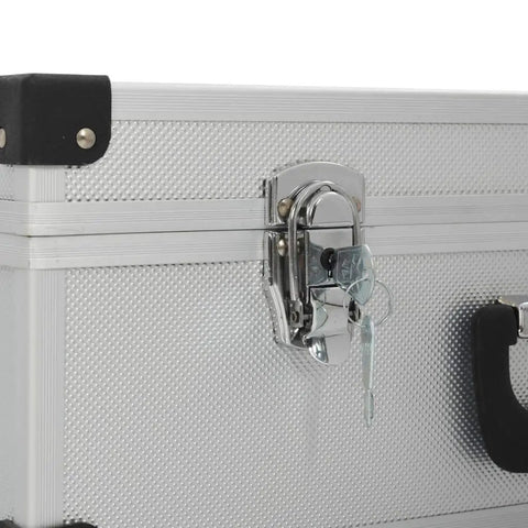Lock and keys detail on Hard Shell Aluminum Tool Case 18.1 By 13 By 6.3 Inch With 6 Adjustable Compartments And 17 Pockets