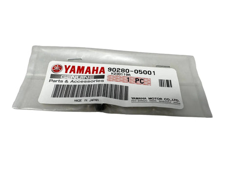 Yamaha Woodruff Key 90280-05001-00 Kit With Disposable Funnel packaging showing label and part number, made for easy OEM replacement.