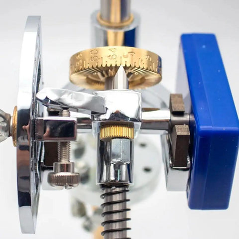 Close-up of adjustment gears on the Straight Up Built Tough Gemstone Faceting Machine With Digital Angle Readout and Ergonomic Handle.