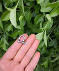 Hand holding 316 Stainless Steel D Shackle Mini Shackles For Paracord Jewelry And Bracelet Hardware Built Tough Marine Grade Rigging