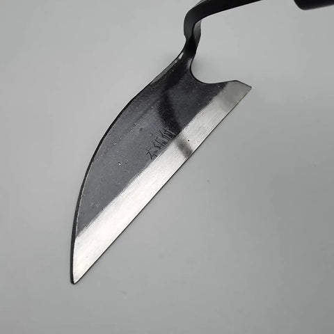 Effortless Weeding Sickle Garden Tool With Curved Handle Hand Forged High Carbon Steel Scythe Blade Close-up