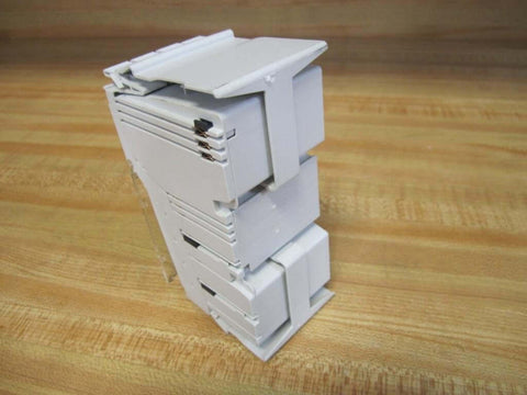 Side view of a pack of 8 in-line digital output interface units, 24 VDC 2 A, 8-channel industrial I/O modules, Module ID 189.