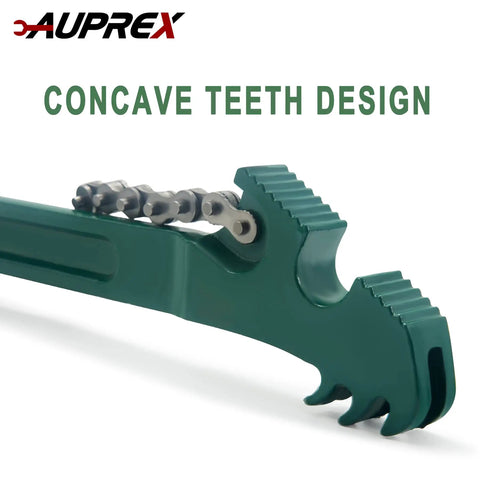 Heavy Duty Chain Oil Filter Wrench With Adjustable Long Handle featuring concave teeth design for tight spots, green color.