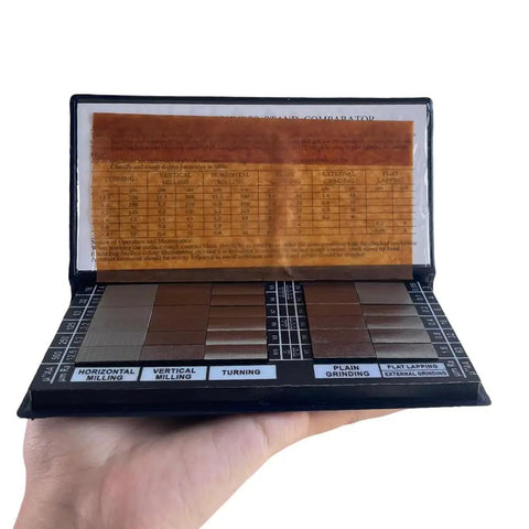 Ra0.05 to Ra12.5 Micrometer Surface Roughness Comparator Kit With 30 Specimens for Machinists and Metrology Pros - Pro-Grade Finish Gauges for Quality Control, Precision Machining, and Surface Texture Testing, open case