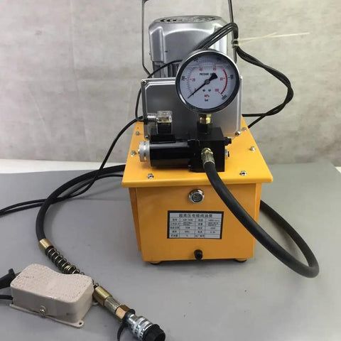 Heavy Duty 750W 110V Electric Hydraulic Pump With 7L Tank And Single Acting Pedal Solenoid Valve Control Kicking Up To Ten Thousand Psi For Solid Daily Grind And Shop Lifts Black