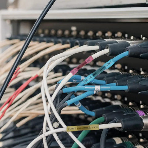 Installed 16-14 AWG Heat Shrink Butt Connectors, 100 Pcs Blue Insulated Waterproof Wire Splice Connectors in wiring setup