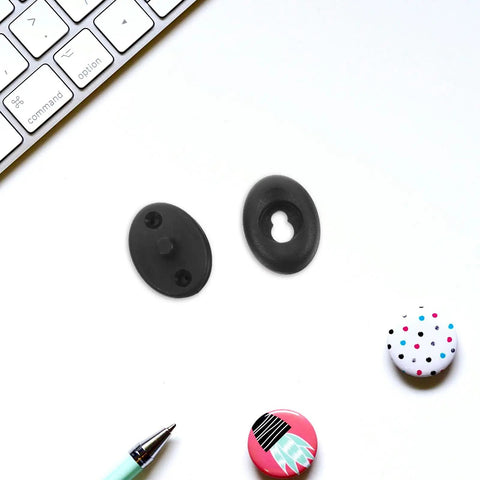 Top view of Wetsuit Buckle Connector Neoprene Fastener Set Pro Grade Quick Release Slide Clip for diving and surfing.