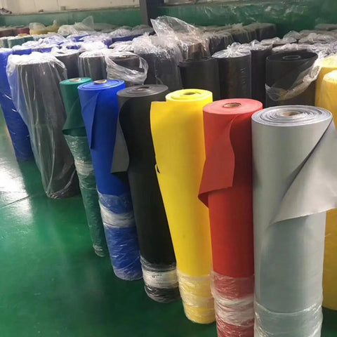 Heavy Duty Welding Blanket With High Heat Fireproof Cloth Silicone Coated Fiberglass Fire Resistant Fabric rolls in various colors