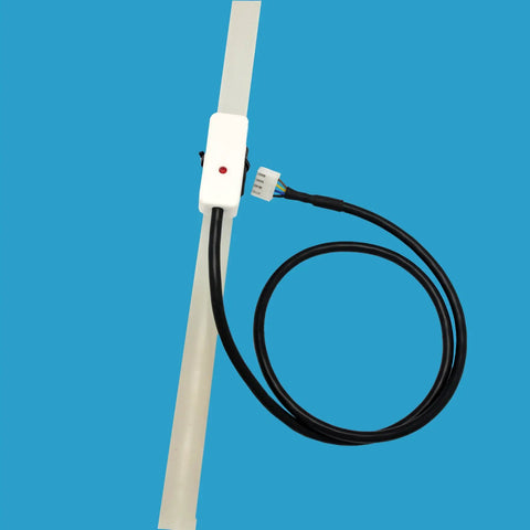 No Contact Liquid Level Sensor For Pipes And Tanks, Contactless Water Level Detection With NPN Output, white sensor on blue background