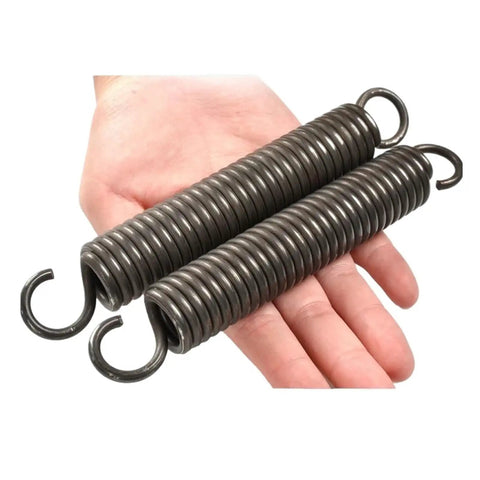 Premium Tension Springs Made From High Grade Spring Steel Featuring Single Hook Design With 5mm Wire Dia And 30mm Outer Radius in hand.