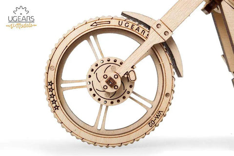 Wooden Mechanical Motorcycle DIY Kit With Rubber Band Engine Dope Vintage Bike Model For Vehicle Enthusiasts And Bikers Plywood Build With Wide Rear Wheel Prime Gift Idea, close-up of rear wheel