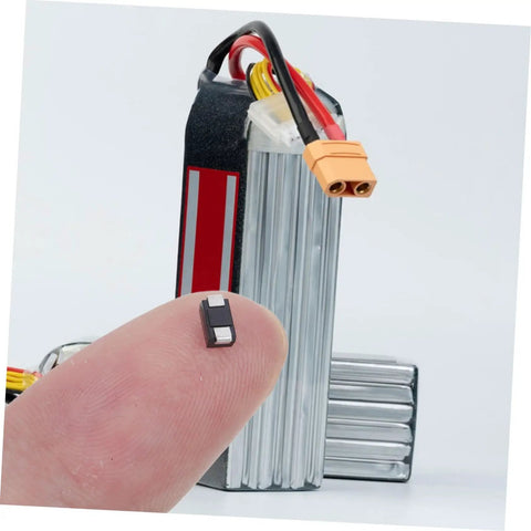 Heavy Duty US1K 1A 800V Rectifier Diodes 100 Pack Top Shelf Replacement For Automotive Alternators Power Supplies And Industrial Circuits, shown in fingertip