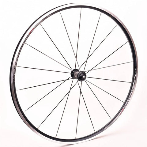 700C Road Bike Wheelset With Aluminum Rim And Carbon Hub, V Brake Quick Release For 7 To 11 Speed Cassettes, Front Spoke Detail