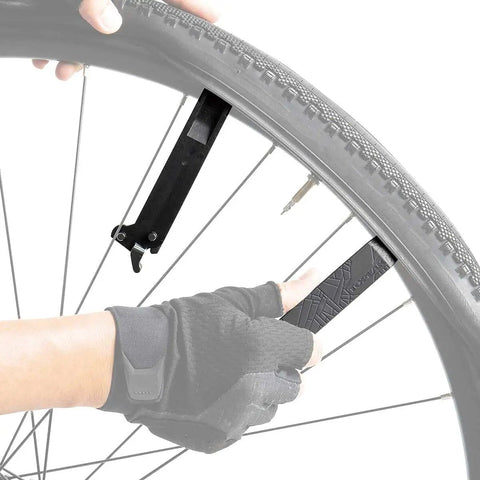 Using Power Lever X 5-In-1 Master Link Pliers And Tire Levers With Chain Hook Presta Core Tool for bike tire repair