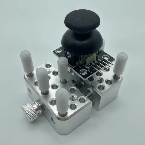 Mini Bench Vise With Aluminum Alloy Precision Clamp And Silicone Posts For Hobbyists And Makers Handy Grippy Hold For Soldering And Model Making Tools With Adjustable Jaw Central Opening And Multi Hole Mounting, 58 mm aluminum vise with silicone posts
