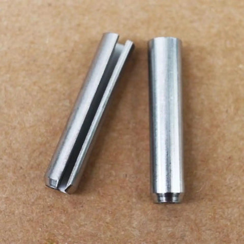 260 Piece Kit Of 304 Stainless Steel Split Spring Dowel Roll Pins In 1.5mm To 6mm Range For Mechanical Fastening And DIY Fixes pins close-up