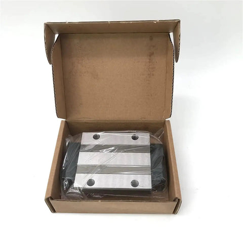 One Piece Beefy Linear Guide System With BRC20 BRC20LA BRH20AL GK Block in packaging, showing metal block and rail