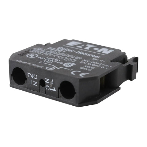 Top Shelf One Pole Normally Closed Contact Block For 22 Mm Pushbutton Controls 600 Volt Ten Amp Rating Heavy Duty Industrial Component black housing side view