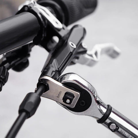8mm Bike Crowfoot Wrench With One Quarter Inch Drive Torque Adapter For Hydraulic Disc Brake Hose Nut Tightening, high carbon steel tool in use