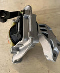 Genuine Quality Hydraulic Right Engine Mount showing direct bolt on design for fast installation and noise reduction.