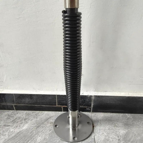 Heavy Duty Flexible Delineator Post For Concrete Mounting Impact Resistant Traffic Bollard built with flexible black steel.