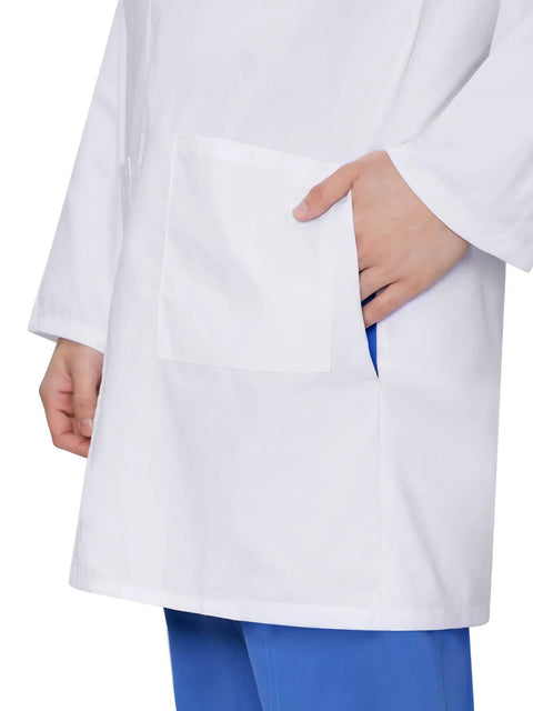 Close-up of Go-To White Lab Coat For Men Button Front Long Sleeve Doctor Coat With Three Pockets Breathable 65/35 Polyester Cotton
