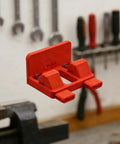 Heavy Duty Electric Wire Welding Fixture Strength Clamp For Secure Connection In Damp Garages No Rust, nonconductive red clamp for 0.3-8mm wires.