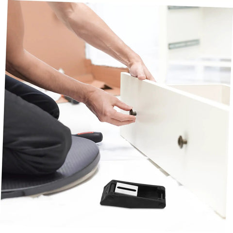 Installing Rubber Toggle Latches For Storage Boxes And Cabinets, Noise Reducing Draw Catch visible, Easy Install 2 Pack