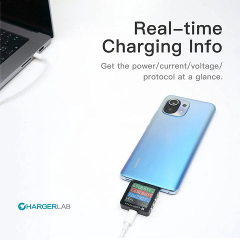 KM003C Portable USB C Fast Charging Tester With PD 3.2 And QC5.0 Digital Voltmeter And Ammeter connected to smartphone