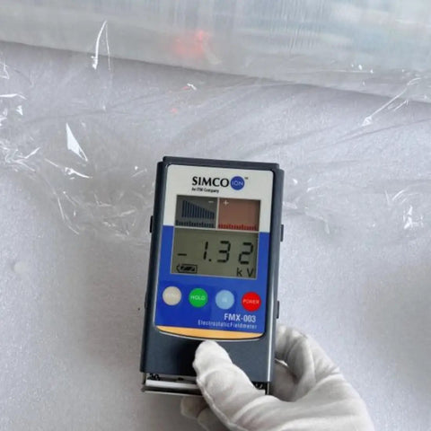 Non Contact Electrostatic Field Meter For ESD Testing And Static Charge Elimination Portable Field Meter With Precise Surface Charge Readouts And Ion Balance From 0 To 200V Ideal For Labs Workshops And On The Go, handheld black meter reading -1.32 kV