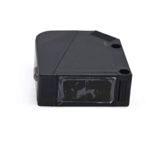 Side view of BX700-DFR Diffuse Reflective Photoelectric Sensor Pro Grade, 700mm Sensing Range, Infrared 940 Nm, AC/DC 24-240V.