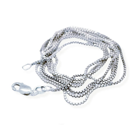 Delicate 0.7Mm 18 Inch Sterling Silver Box Chain Necklace With 925 Stamp Made In Italy Lobster Clasp Lightweight Must Have