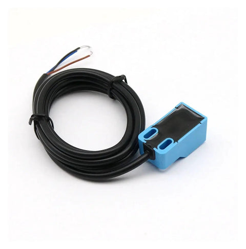 Metal Detection Sensor Proximity Switch For Metal Inspection SN04 N SN04 N2 SN04 P SN04 P2 SN04 D1 D2 Y1 Y2 NPN PNP NC NO close-up with cable