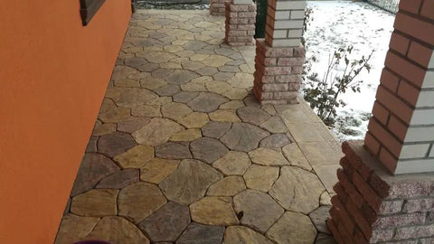 Pathway with Six Piece Concrete Molds Set For Flagstone Pavement Stones DIY Kit ABS Plastic Molds For Garden Walkways
