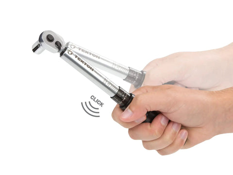 Hand operating One Quarter Inch Drive Dual Direction Click Torque Wrench Ten To One Hundred Fifty Inch Pounds Range Includes Zipper Case And Manual Pro Grade Build With Smooth Click For Precise Fastener Tightening In Automotive And Machinery Maintenance