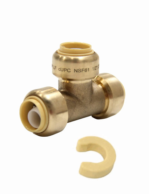 Pack Of Two 1/2 Inch Tee Push Fit Fitting Connects Pex Copper And CPVC With Disconnect Clip Lead Free DZR Brass For Potable Water And Hydronic Heating Easy Install No Tools Needed displayed with brass tee fitting and disconnect clip