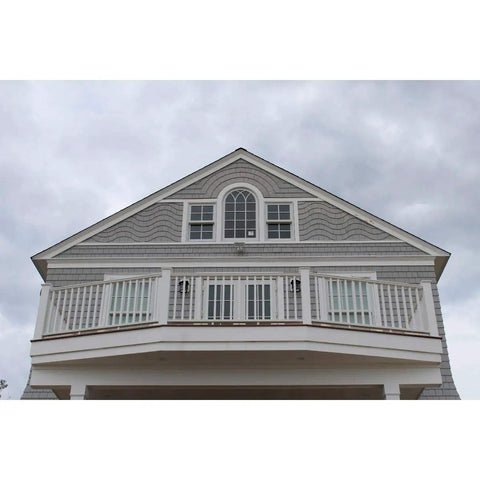 Rock Solid Cellular Pvc Deck Railing Kit With Aluminum Reinforcement 42 Inch High 120 Inch Long Pro Grade Balusters on exterior balcony.
