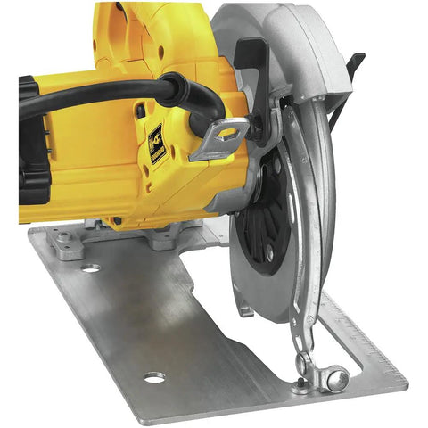 Super Light 15 Amp Corded 7-1/4 Inch Circular Saw With Sweet 53 Degree Bevel Stops close-up view of blade and base.