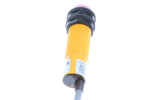 Diffuse Reflection Infrared Obstacle Avoidance Sensor With Adjustable 30cm Induction Distance, 6-36V Proximity Switch close-up view