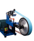 10x2 Inch Serrated Rubber Contact Wheel For Belt Grinder And Polishing Machine in operation with blue belt and motor